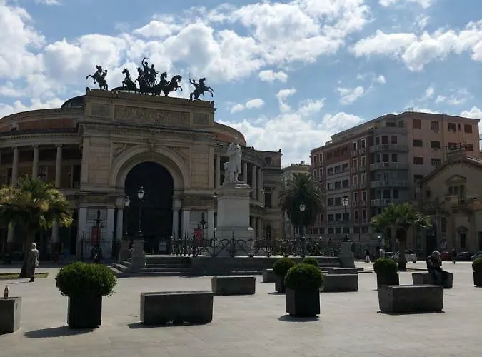 Liberty Palace Bed & Breakfast 4*