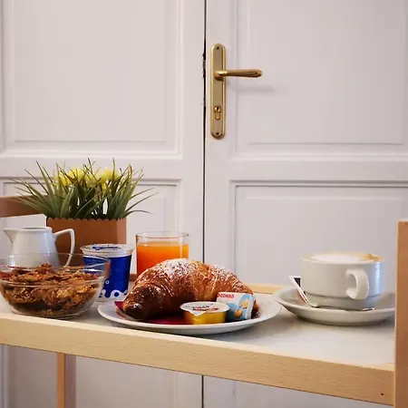 Liberty Palace Bed and breakfast 3*