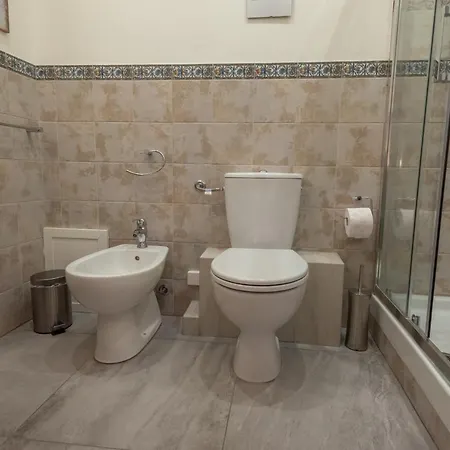 B&B Liberty Palace